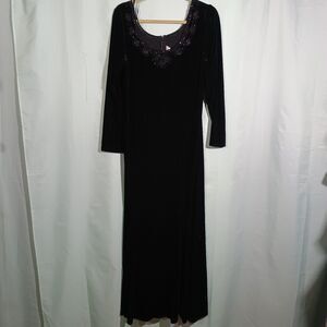 Black Beaded Neckline Long Sleeve Maxi Dress
